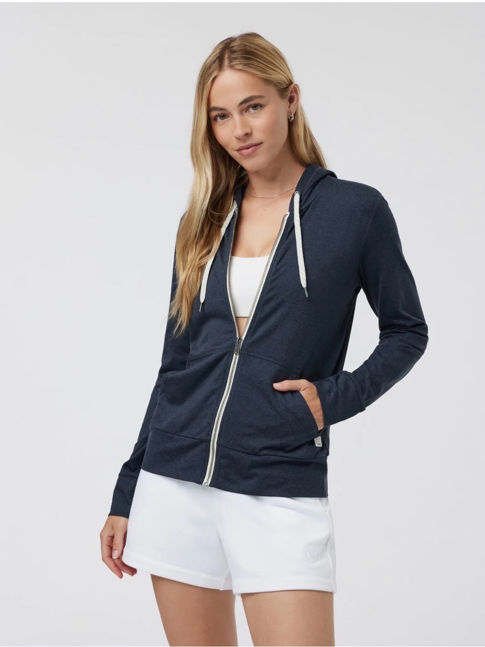 Vuori Halo Performance Hoodie 2.0  Midnight Blue Heather( Size M ) NEW